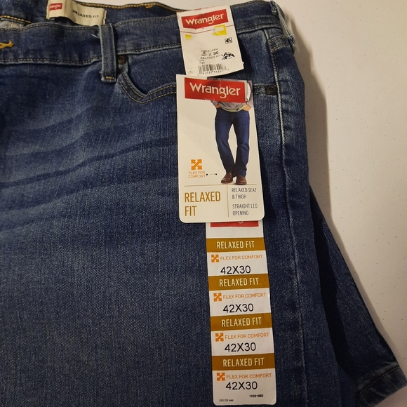 Wrangler Mens Jeans Size 42 Relaxed Fit Distressed Denim - Picture 9 of 11